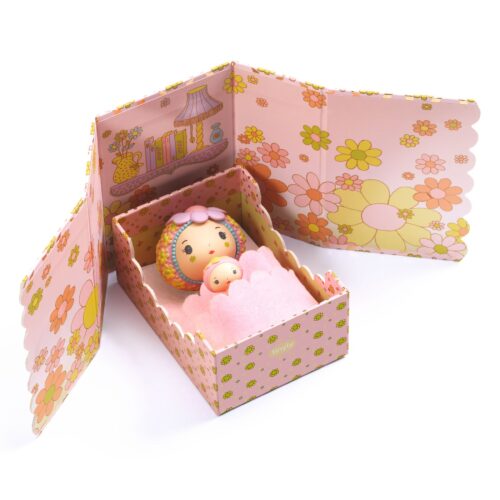 rose tinyroom tinyly figurine by Djeco