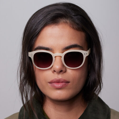 Sunglasses vintage cream frame C by izipizi